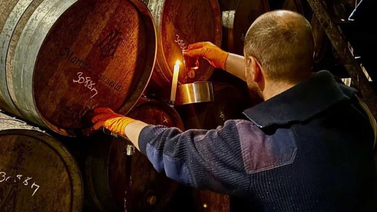 visita-a-bodegas-martinez-lacuesta-03